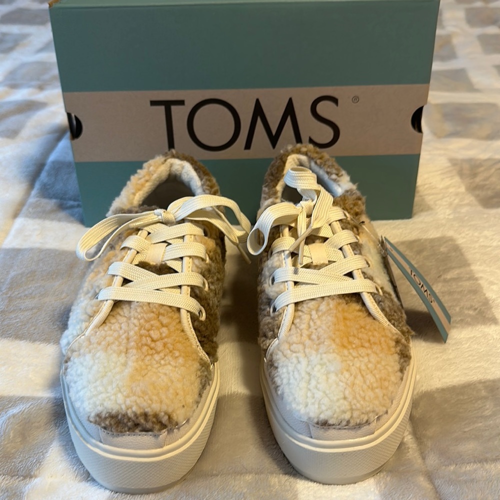 Tom’s shearling plaid shoes 8